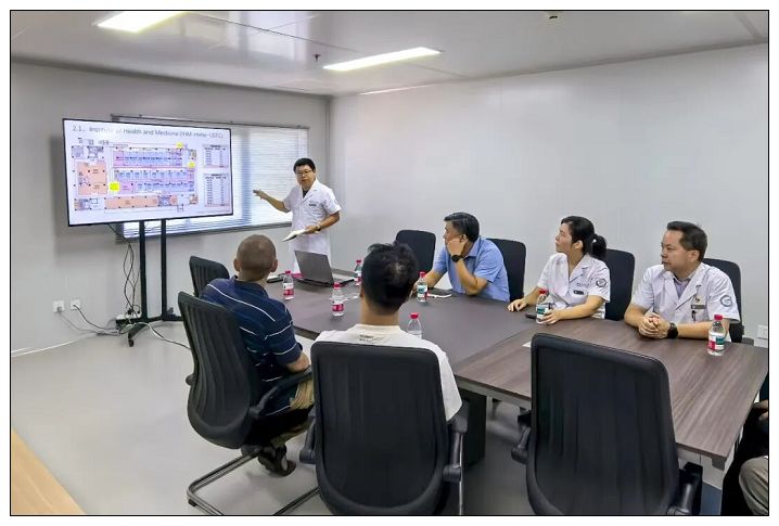 nEO_IMG_640.jpg nEO_IMG_640.jpg