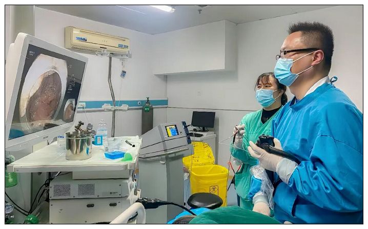 nEO_IMG_640.jpg nEO_IMG_640.jpg